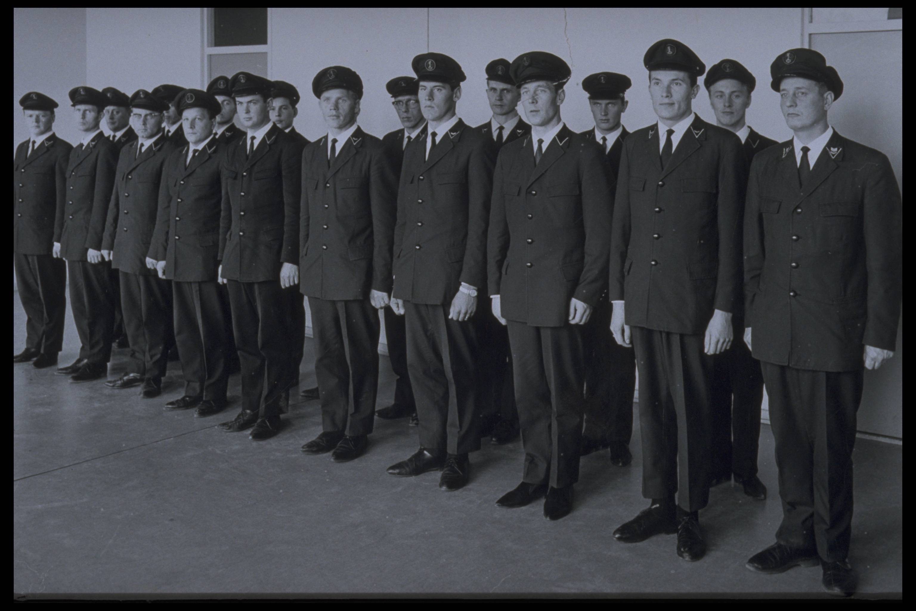 Kuinka yksityistä turvallisuusalaa valvotaan?